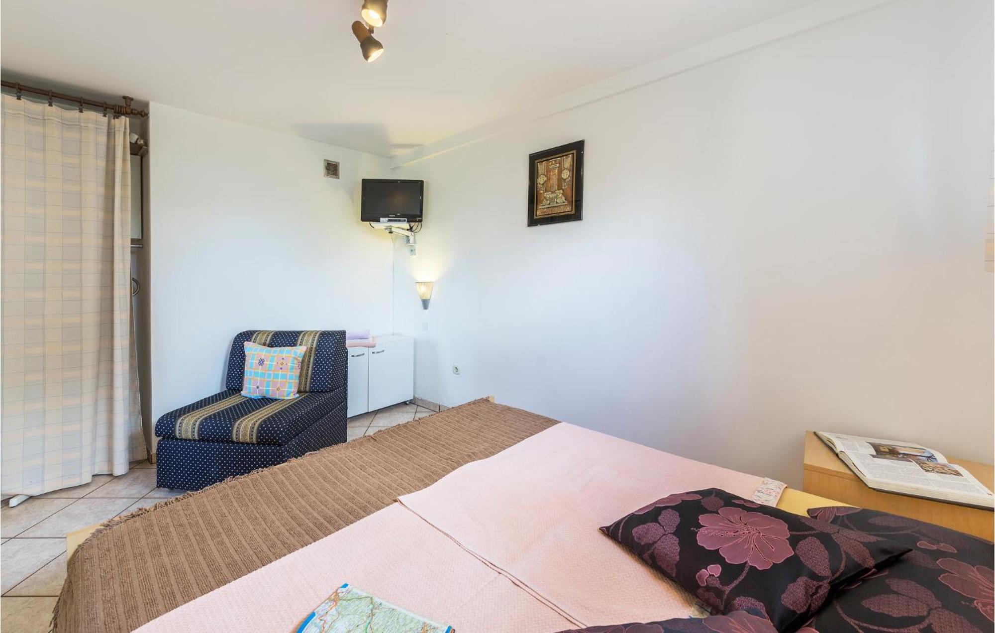 Gorgeous Apartment In Pula With Wifi Exteriör bild